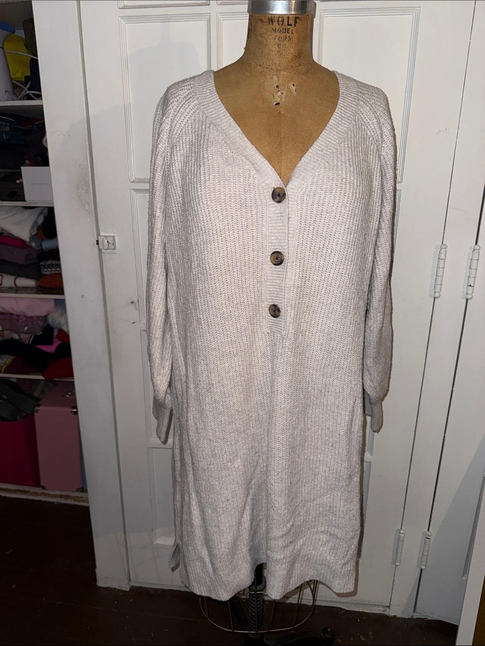 Old Navy Cream Longline V-Neck Button Sweater Dress XL